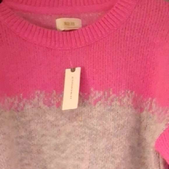 Anthropologie Women's Pink and White Sweater - Picture 4 of 4